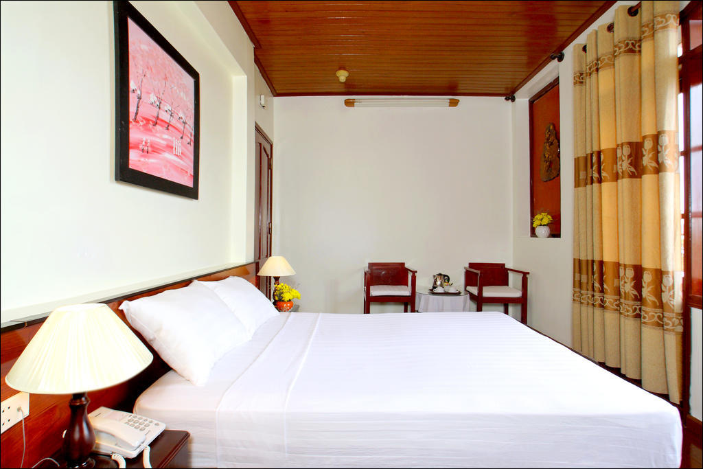 Nhi Trung Hotel Hoi An Habitación foto